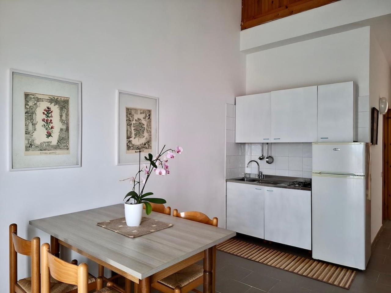 Villa Amica Βιέστε Εξωτερικό φωτογραφία